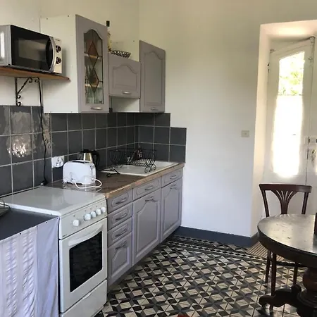 Pour 2 Personnes Dans Agreable Apartment Saint-Florent-sur-Auzonnet
